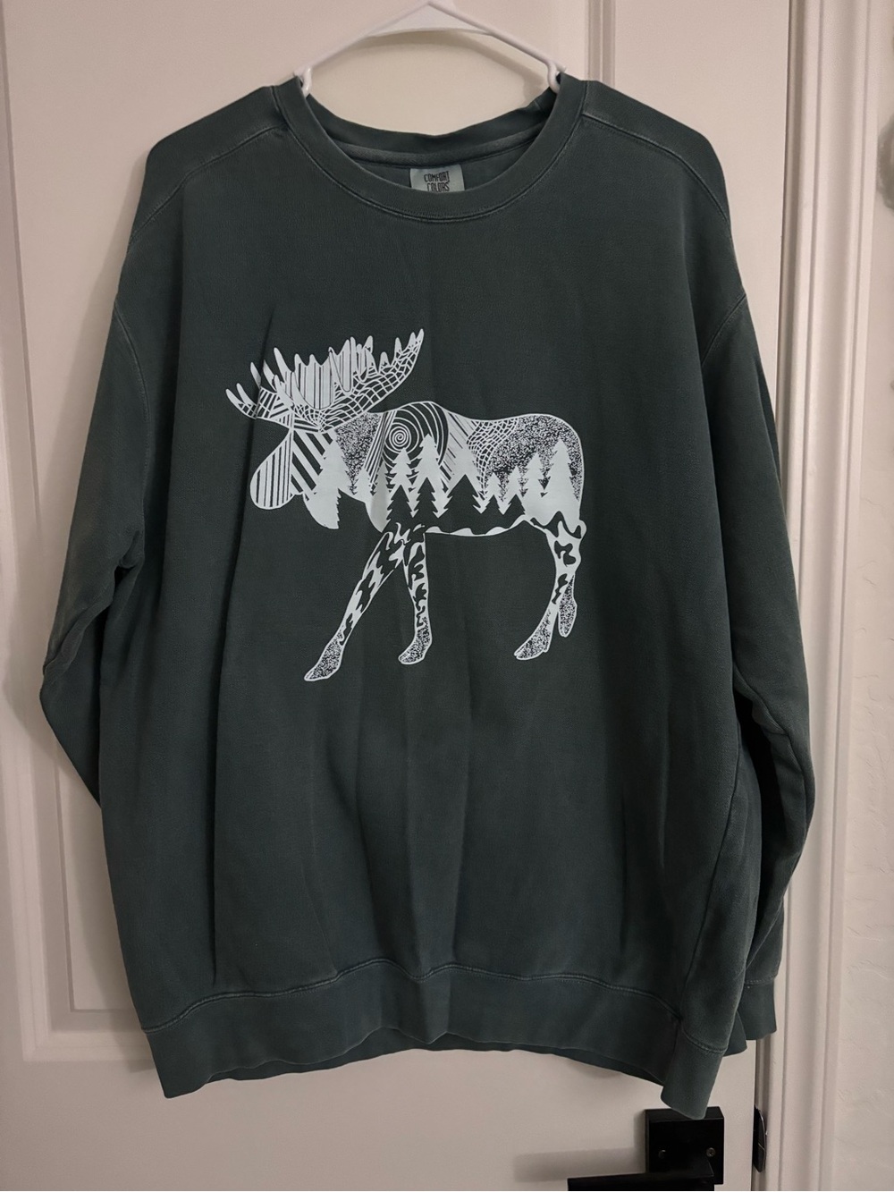 Comfort Colors Men's Moose Graphic Crewneck - Forest Green with White Print